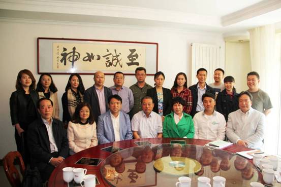 內蒙古羊絨產(chǎn)業(yè)發(fā)展研討沙龍在呼和浩特召開(kāi)