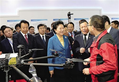 首屆中國—蒙古國博覽會(huì )在呼和浩特隆重開(kāi)幕