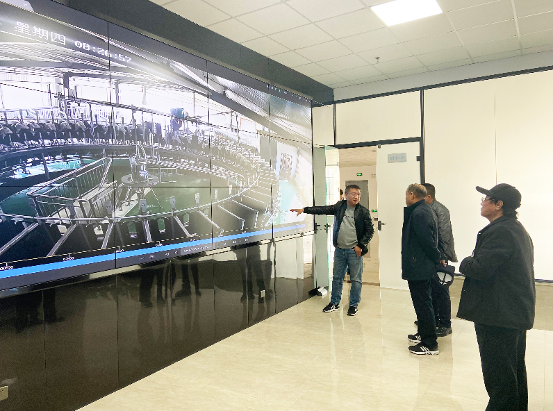 協(xié)會(huì )執行會(huì )長(cháng)林永亮一行到內蒙古盛健生物科技有限責任公司參觀(guān)調研